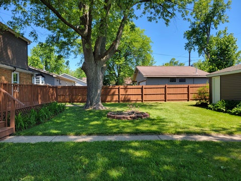 Tiny photo for 33191 N Sunset Avenue, Grayslake, IL 60030 (MLS # 12693827)