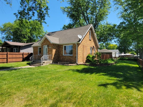Tiny photo for 33191 N Sunset Avenue, Grayslake, IL 60030 (MLS # 12693827)