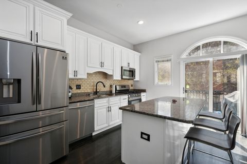 Tiny photo for 1816 S Calumet Avenue, Chicago, IL 60616 (MLS # 12614818)