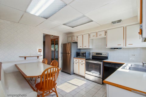 Tiny photo for 9389 Bay Colony Drive #3E, Des Plaines, IL 60016 (MLS # 12793422)