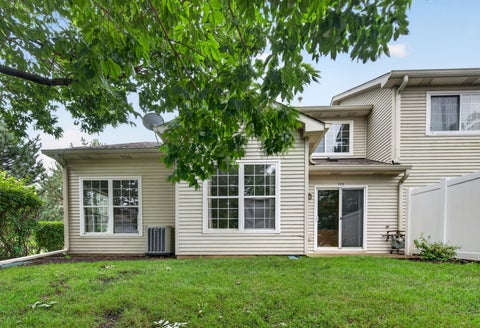 Tiny photo for 533 Mallard Lane #A, Sugar Grove, IL 60554 (MLS # 12730388)