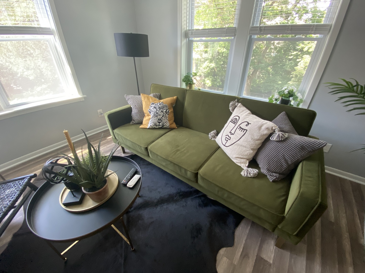 1931 N Howe Street 2W