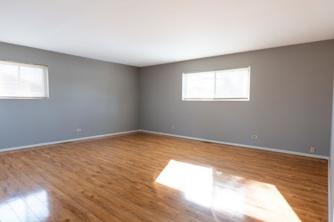 Tiny photo for 71 CAMBRIDGE Lane, Glendale Heights, IL 60139 (MLS # 12565574)