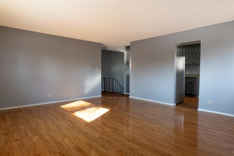 Tiny photo for 71 CAMBRIDGE Lane, Glendale Heights, IL 60139 (MLS # 12565574)