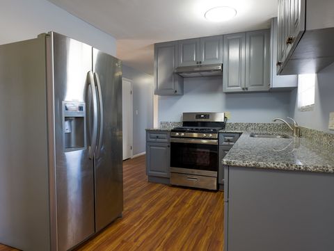 Tiny photo for 71 CAMBRIDGE Lane, Glendale Heights, IL 60139 (MLS # 12565574)