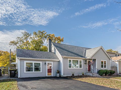 Photo of 10630 Oak Park Avenue, Chicago Ridge, IL 60415 (MLS # 12513255)