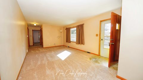 Tiny photo for 115 S Lincoln Avenue, Mundelein, IL 60060 (MLS # 12473738)