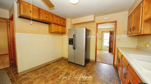 Tiny photo for 115 S Lincoln Avenue, Mundelein, IL 60060 (MLS # 12473738)