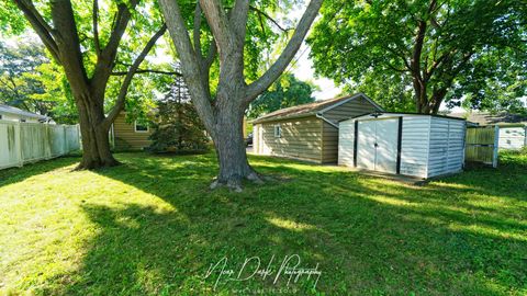 Tiny photo for 115 S Lincoln Avenue, Mundelein, IL 60060 (MLS # 12473738)