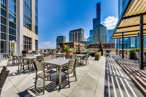 Tiny photo for 512 N McClurg Court #1704, Chicago, IL 60611 (MLS # 12474638)