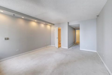 Tiny photo for 512 N McClurg Court #1704, Chicago, IL 60611 (MLS # 12474638)