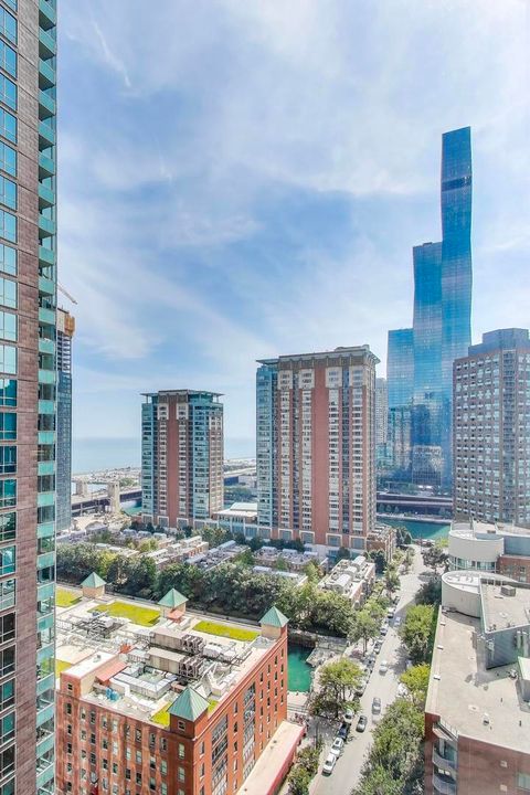 Tiny photo for 512 N McClurg Court #1704, Chicago, IL 60611 (MLS # 12474638)