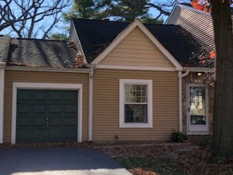 Photo of 1943 Ozark Parkway #1943, Algonquin, IL 60102 (MLS # 12514026)