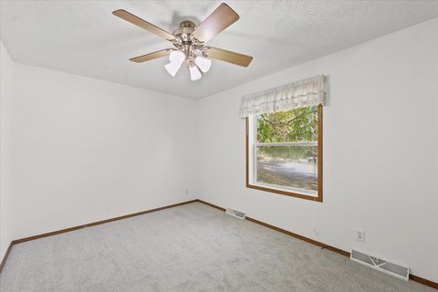 Tiny photo for 1505 Briarcliff Drive, Urbana, IL 61802 (MLS # 12443211)
