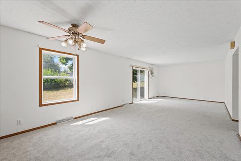 Tiny photo for 1505 Briarcliff Drive, Urbana, IL 61802 (MLS # 12443211)