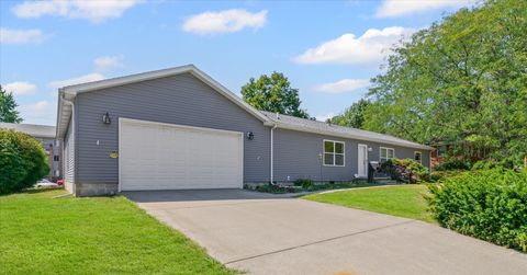 Tiny photo for 1505 Briarcliff Drive, Urbana, IL 61802 (MLS # 12443211)