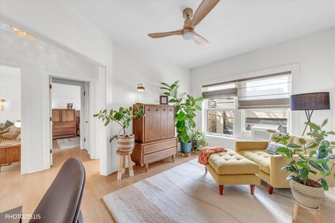 Tiny photo for 846 Hinman Avenue #2, Evanston, IL 60202 (MLS # 12753457)