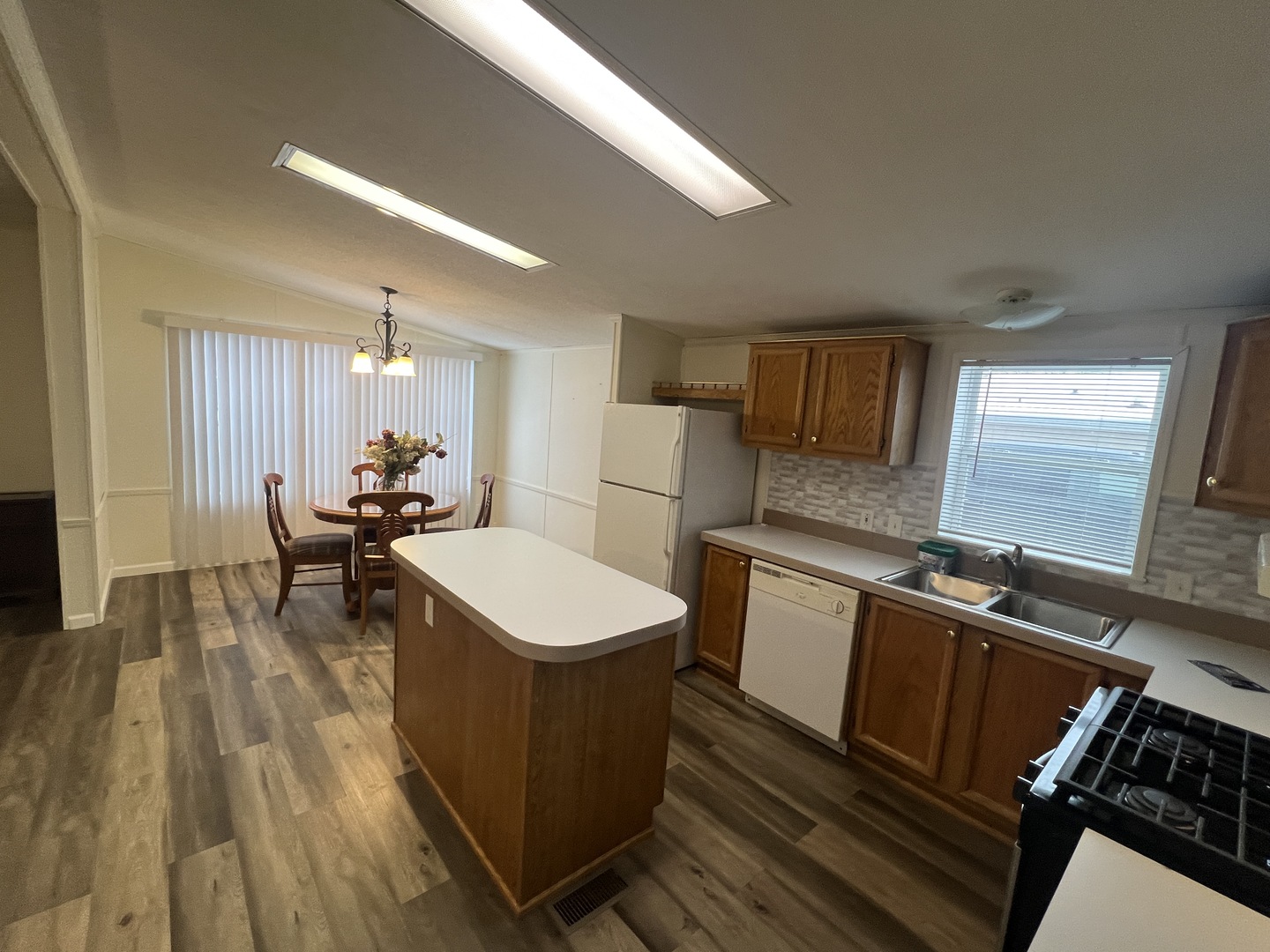 22550 S Woodside Drive