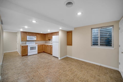 Tiny photo for 6 Yorkshire Court, Algonquin, IL 60102 (MLS # 12712838)