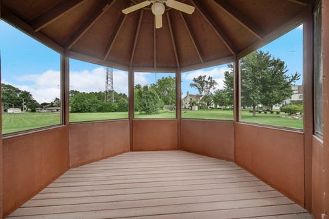 Tiny photo for 6 Yorkshire Court, Algonquin, IL 60102 (MLS # 12712838)