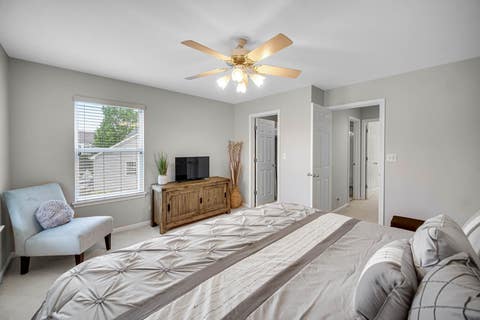 Tiny photo for 6 Yorkshire Court, Algonquin, IL 60102 (MLS # 12712838)