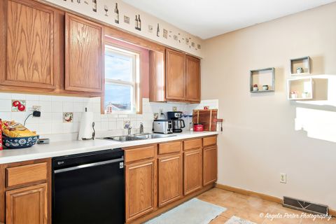 Tiny photo for 130 Sundance Trail, Capron, IL 61012 (MLS # 12555568)
