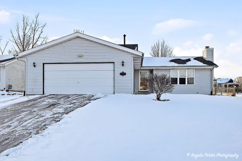 Photo of 130 Sundance Trail, Capron, IL 61012 (MLS # 12555568)