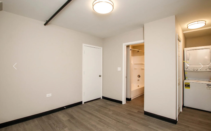 3751 N Marshfield Avenue