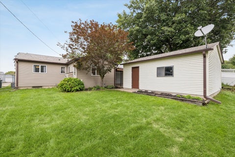 Tiny photo for 2923 Cypress Drive, Bettendorf, IA 52722 (MLS # 12771099)
