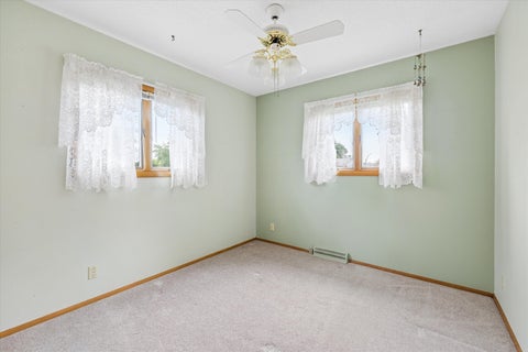 Tiny photo for 2923 Cypress Drive, Bettendorf, IA 52722 (MLS # 12771099)