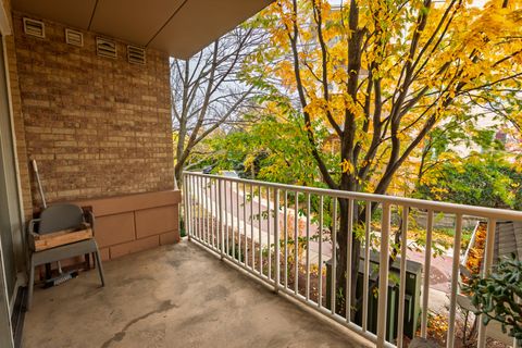 Tiny photo for 1745 PAVILION Way #206, Park Ridge, IL 60068 (MLS # 12515784)