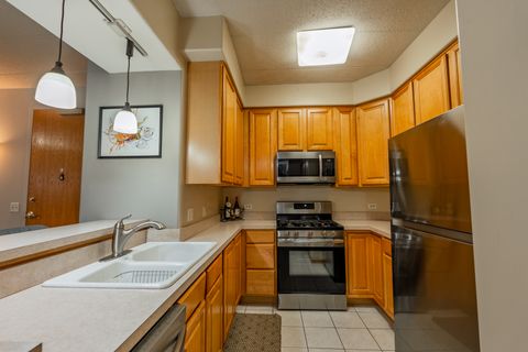Tiny photo for 1745 PAVILION Way #206, Park Ridge, IL 60068 (MLS # 12515784)