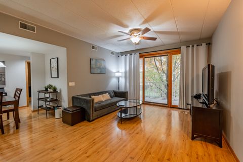 Tiny photo for 1745 PAVILION Way #206, Park Ridge, IL 60068 (MLS # 12515784)