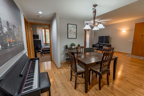 Tiny photo for 1745 PAVILION Way #206, Park Ridge, IL 60068 (MLS # 12515784)