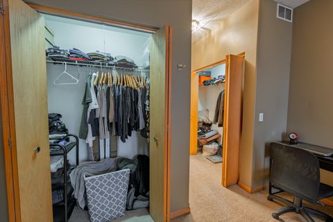 Tiny photo for 1745 PAVILION Way #206, Park Ridge, IL 60068 (MLS # 12515784)
