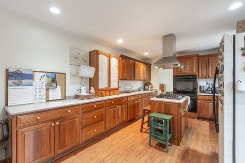 Tiny photo for 5 Echo Hill Road, Oakwood Hills, IL 60013 (MLS # 12579749)