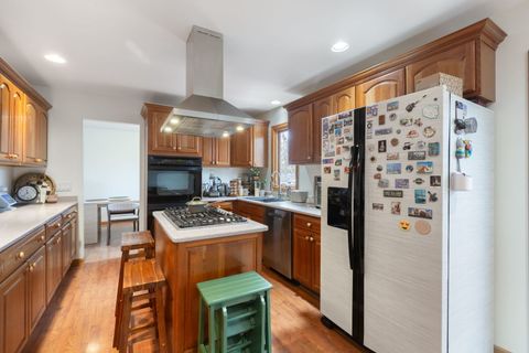 Tiny photo for 5 Echo Hill Road, Oakwood Hills, IL 60013 (MLS # 12579749)