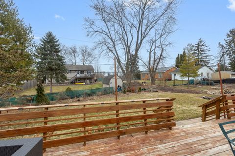 Tiny photo for 5 Echo Hill Road, Oakwood Hills, IL 60013 (MLS # 12579749)