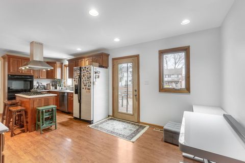 Tiny photo for 5 Echo Hill Road, Oakwood Hills, IL 60013 (MLS # 12579749)