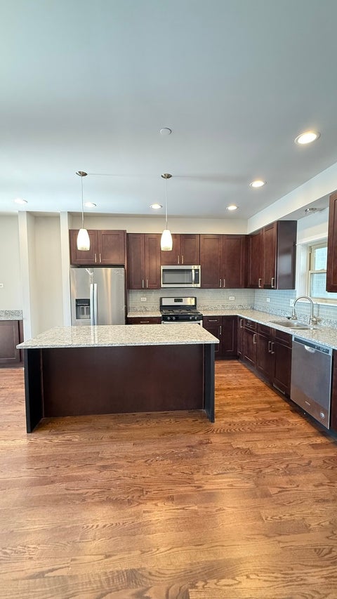 Tiny photo for 3232 S Shields Avenue, Chicago, IL 60616 (MLS # 12678488)