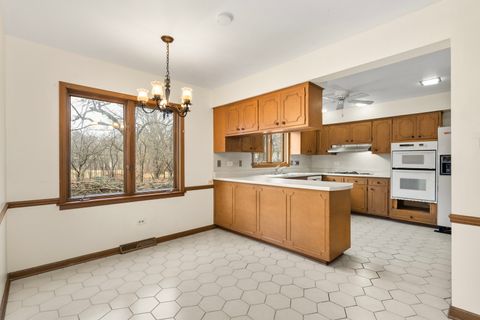 Tiny photo for 30 Strauss Lane, Olympia Fields, IL 60461 (MLS # 12586089)