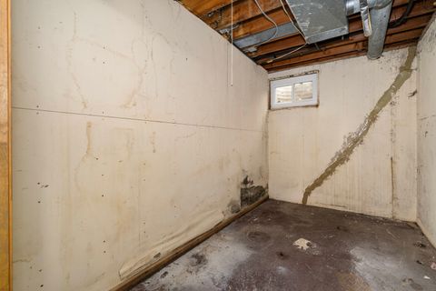 Tiny photo for 30 Strauss Lane, Olympia Fields, IL 60461 (MLS # 12586089)