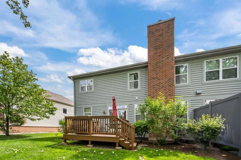 Tiny photo for 724 Samson Way, Northbrook, IL 60062 (MLS # 12659650)