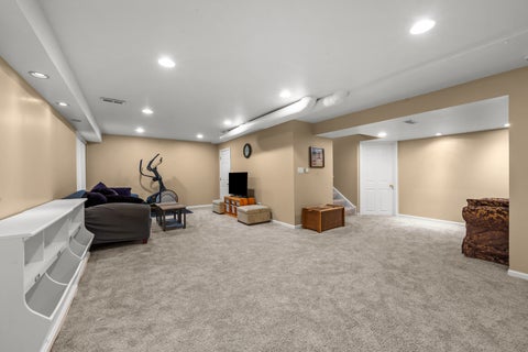 Tiny photo for 724 Samson Way, Northbrook, IL 60062 (MLS # 12659650)