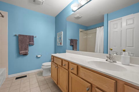 Tiny photo for 724 Samson Way, Northbrook, IL 60062 (MLS # 12659650)