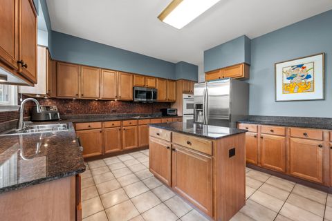 Tiny photo for 724 Samson Way, Northbrook, IL 60062 (MLS # 12659650)