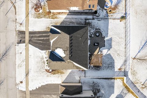 Tiny photo for 509 Moorfield Avenue, North Aurora, IL 60542 (MLS # 12558090)