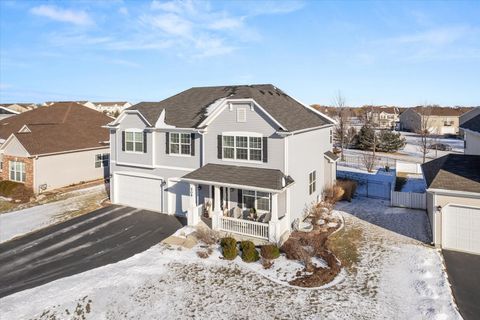 Tiny photo for 509 Moorfield Avenue, North Aurora, IL 60542 (MLS # 12558090)