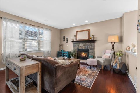 Tiny photo for 509 Moorfield Avenue, North Aurora, IL 60542 (MLS # 12558090)