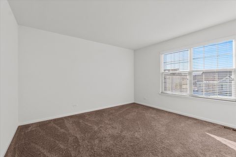 Tiny photo for 509 Moorfield Avenue, North Aurora, IL 60542 (MLS # 12558090)